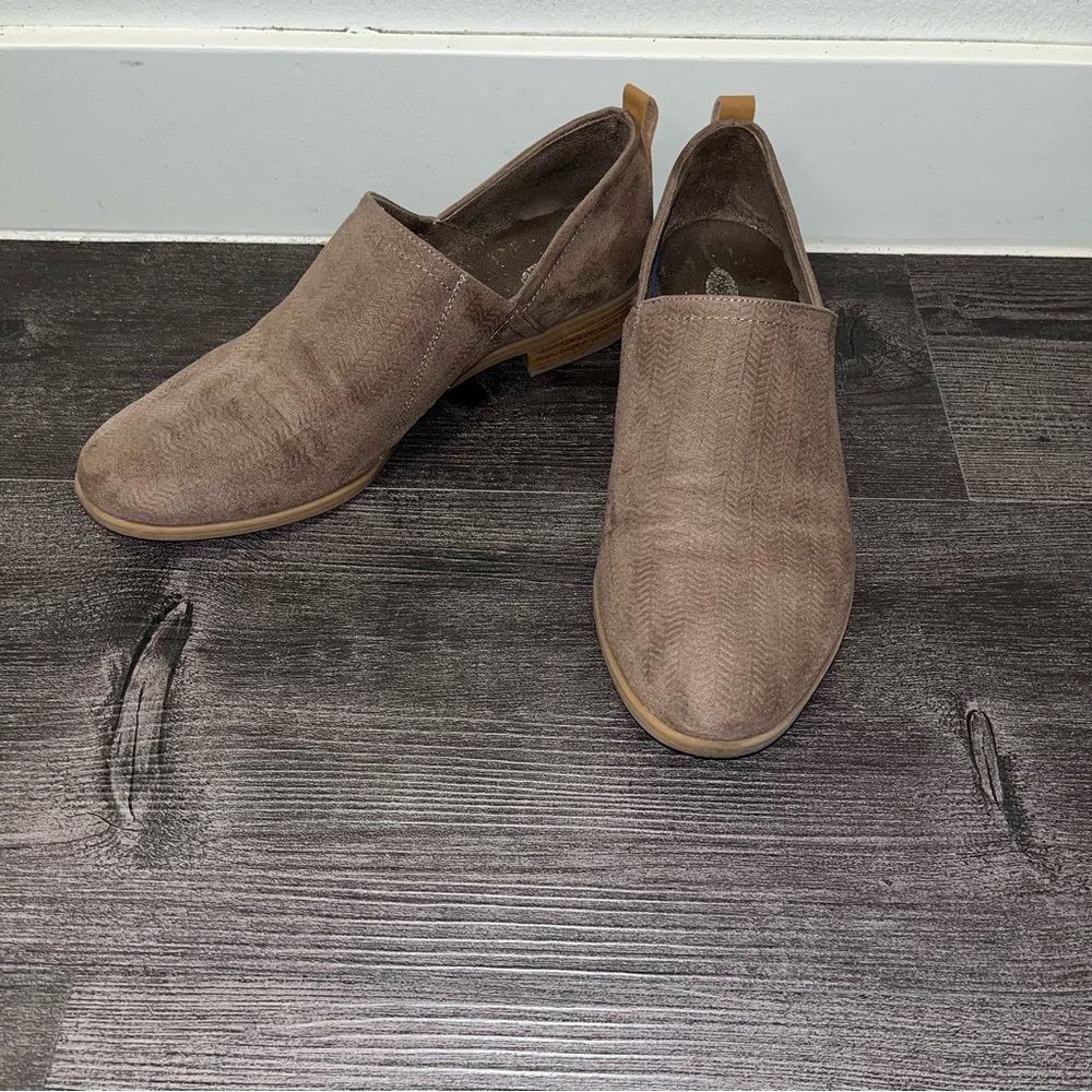Dr. Scholl’s Ruler Slip Ons
